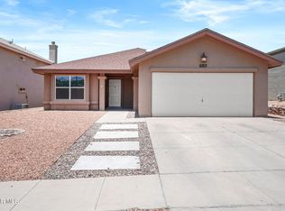 6753 Parque Del Sol Dr, El Paso, TX 79911