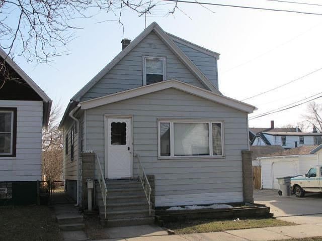 1st image of 1321 E Idaho St