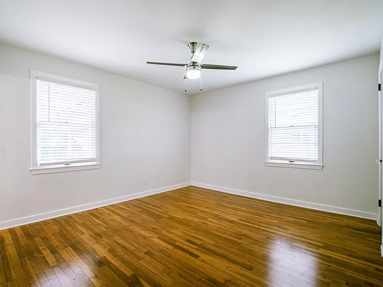 5604 Paulsen St — Photo 39