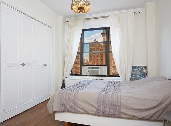 2nd image of 255 W 108th St APT 6A1