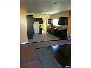 5th image of 870 E 49th St