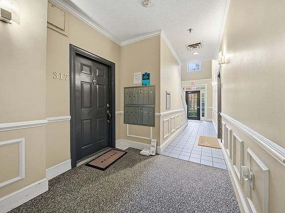 4th image of 300 Yarmouth St APT 3210