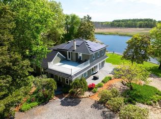 138 N Maple Ave, Tuckerton, NJ 08087