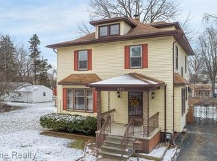 672 E Pike St, Pontiac, MI 48342