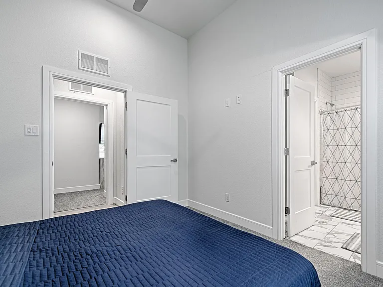 5089 Gaston Ave — Photo 18
