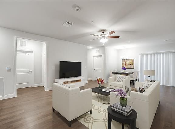 3rd image of 1735 Wittington Pl #1305