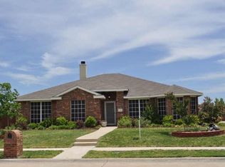7206 Saturn Dr, Rowlett, TX 75089
