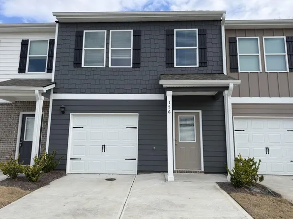 156 Village Green Dr, Adairsville, GA 30103