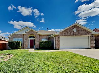 1018 Bonanza Dr, Arlington, TX 76001