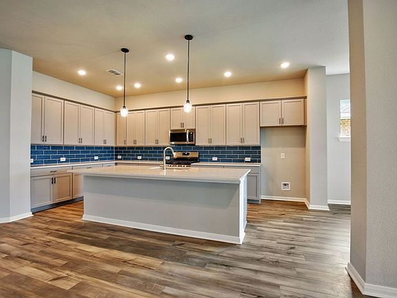 The Grayden - Kitchen