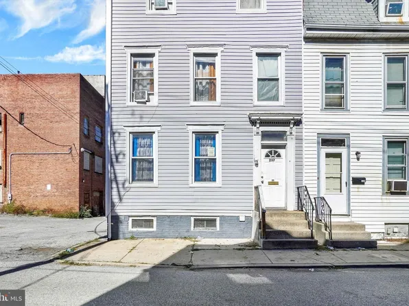 237 E Poplar St, York, PA 17403