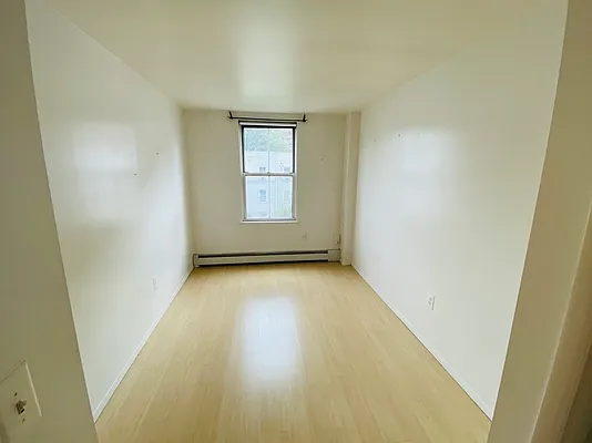 Rented by Fifth & Forever LLC | media 15