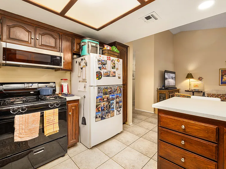 730 E Avenue J10 — Photo 13