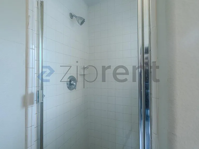 19927 Cypresswood Sq — Photo 26