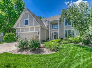 8305 W 143rd Ter, Overland Park, KS 66223