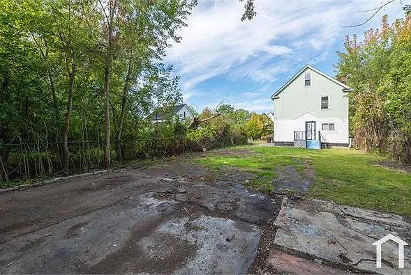 3 bed, 1752 sqft, $1,100 — Photo 4