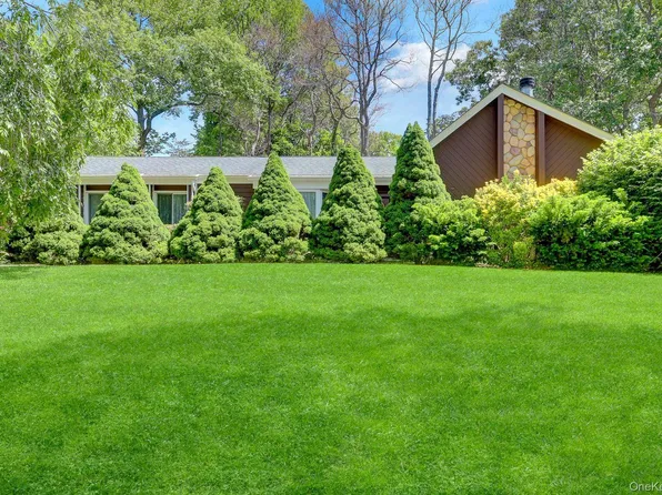6 Highridge Drive, Huntington, NY 11743
