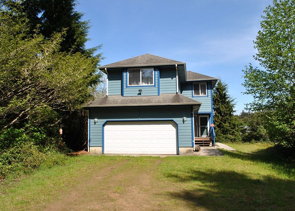 1st image of 206 Bass Ave NE