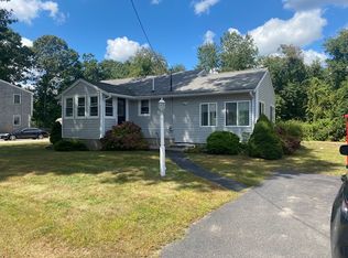 11 Harding Ave, Wareham, MA 02571