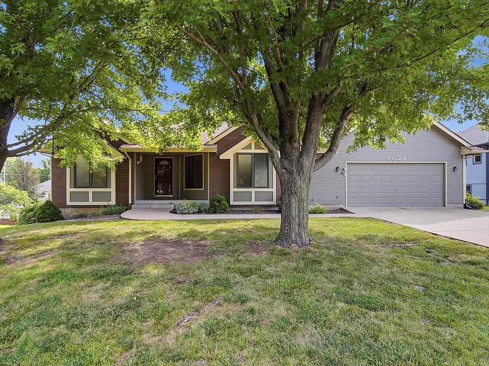 1st image of 6024 SW 40th Ter
