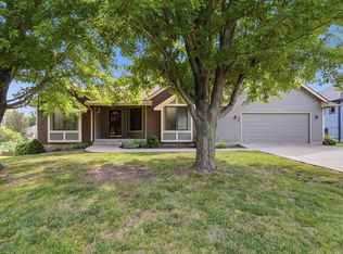 6024 SW 40th Ter, Topeka, KS 66610
