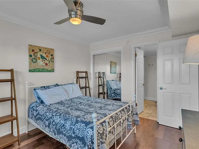 900 Avenue Z SE #A3 — Photo 14
