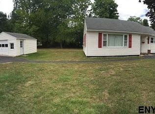113 Jackson St, Saratoga Springs, NY 12866