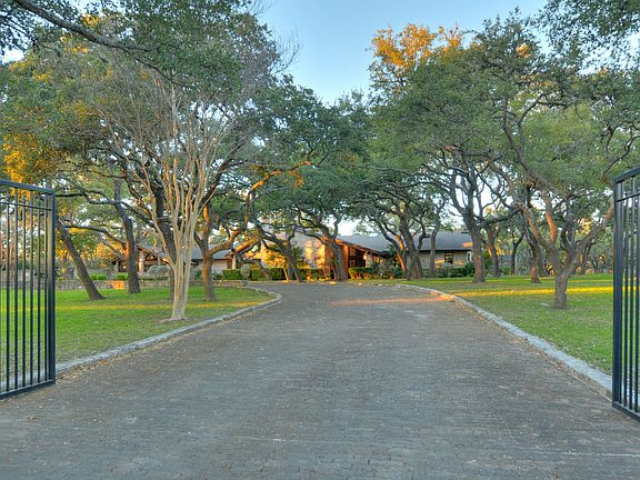 5th image of 12 Chaparral Hill Dr