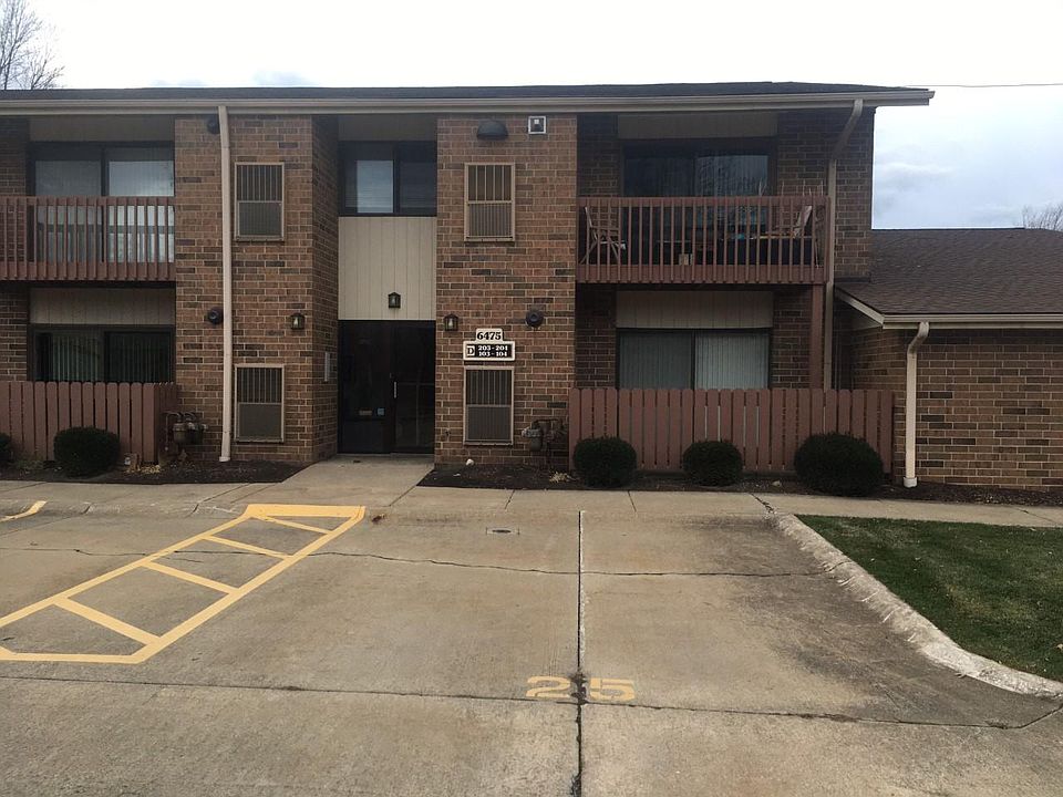 Condo front view.