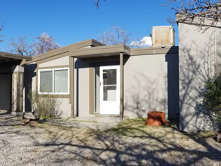 4708 Tennessee St NE — Photo 2