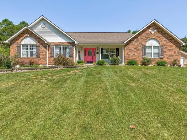 9706 Cedarmont Estates Dr, Pevely, MO 63070