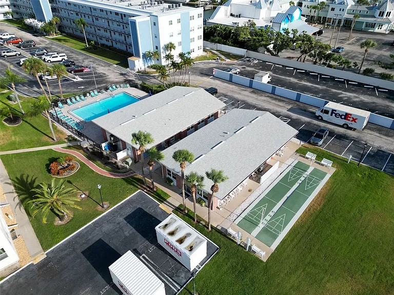 5575 Gulf Blvd #0 — Photo 4