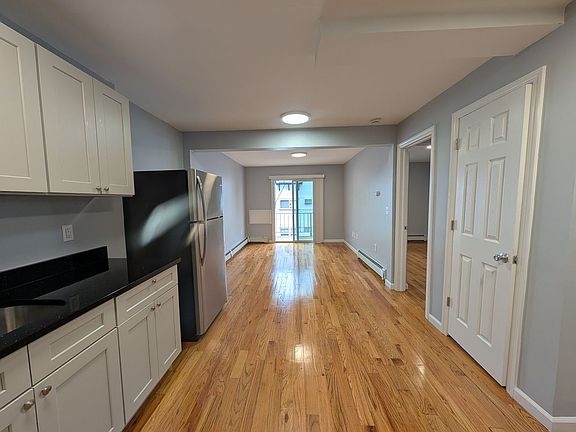 5th image of 508 5th Ave APT 8