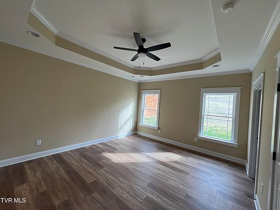 5th image of 518 Middays Rst