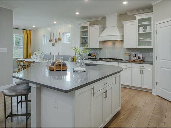 6th image of this home