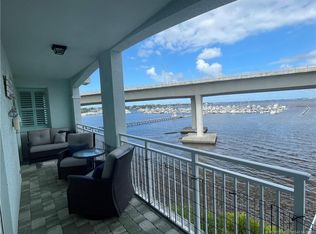 415 NW Flagler Ave APT 401, Stuart, FL 34994