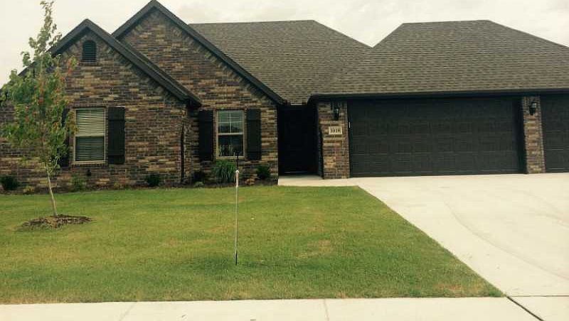 1st image of 1040 Tarah Knolls Cir