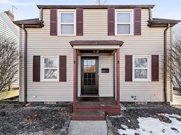 1446 Longfellow Ave, South Bend, IN 46615