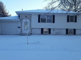 3305 S 121st St, Omaha, NE 68144