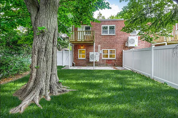 Rented by Bohemia Realty Group | media 24