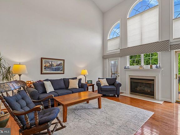 4th image of 54 Granville Way