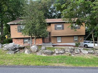 25 Heights Rd, Stony Pt, NY 10980