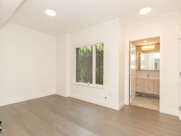 2 bedroom rental in Vancouver — photo 10
