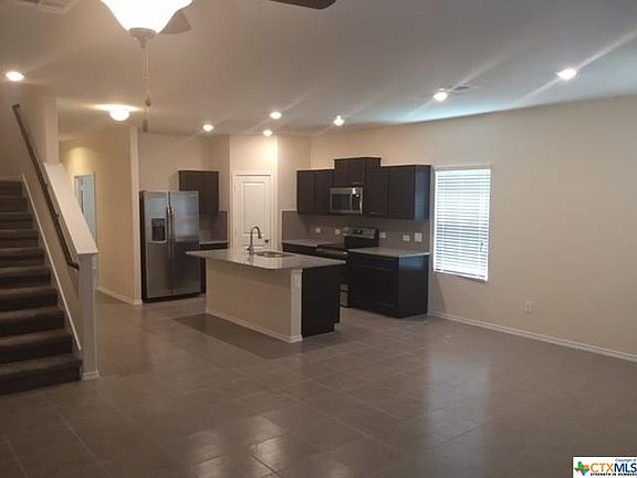 3rd image of 3906 Brunswick Dr