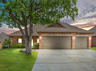 14501 Courtney Ln, Glenpool, OK 74033