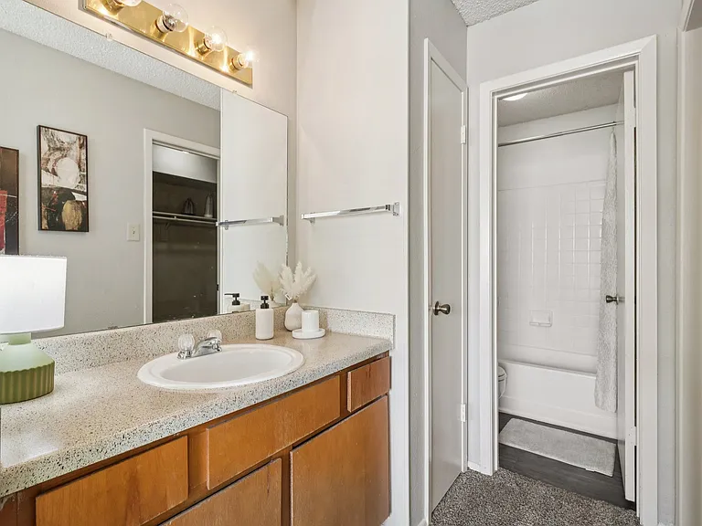 Rock Canyon Apartments — Photo 20
