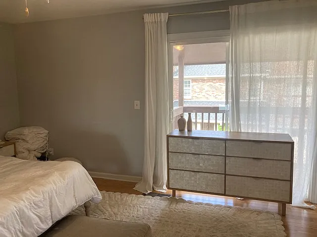 906 Beresford Ct — Photo 9