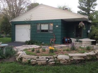 6008 Clover Ln, Greendale, WI 53129