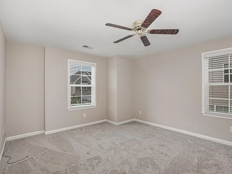 836 New Derby Ln — Photo 15
