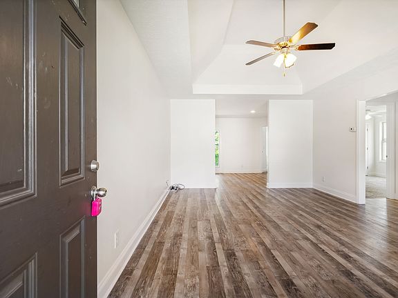 5th image of 1262 Eagles View Dr